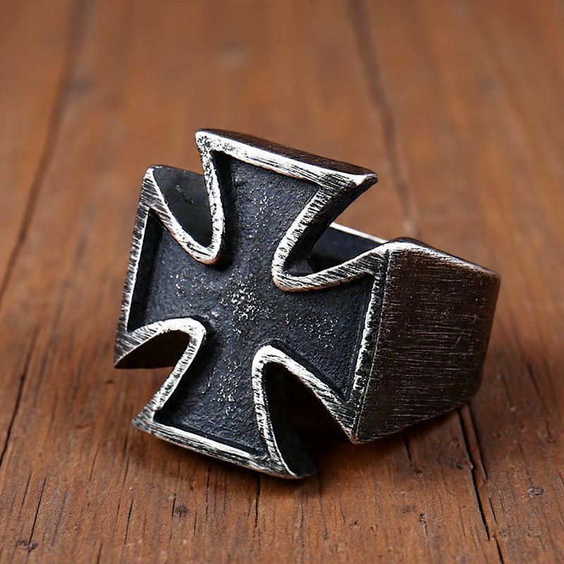 Heavy Iron Cross Ring (24g)