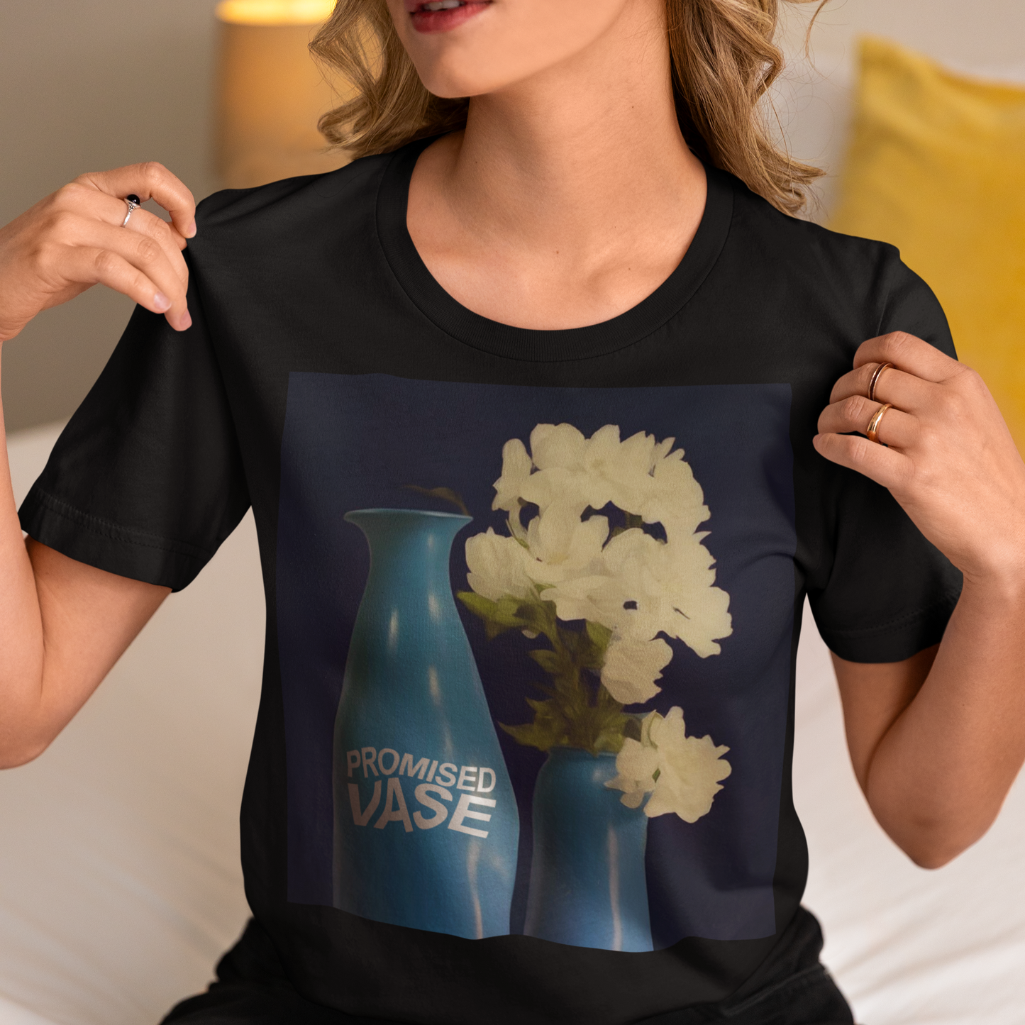 Promised Vase' Unisex T-Shirt